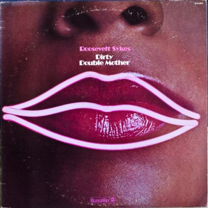 富婆桃子香港无码
